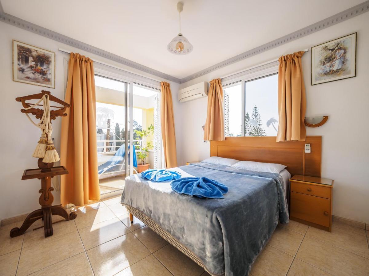 Apollonia Hotel Apartments Paphos Exterior photo